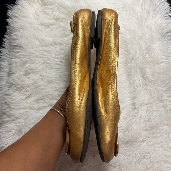 Tory Burch Metallic Gold Logo Round-Toe Ballet Flats - Picture 14 of 14